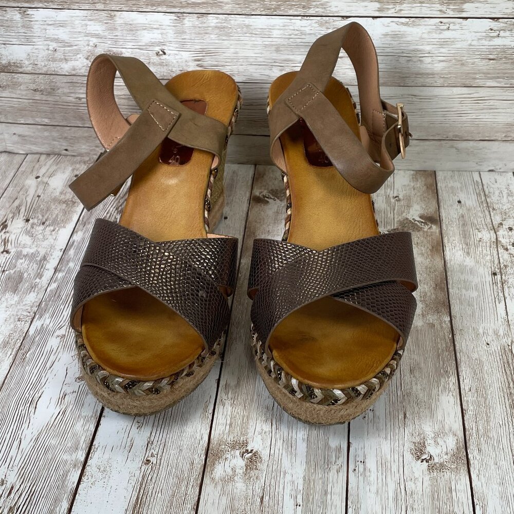 PATRIZIA by Spring Step Brigid Women's 9 (EUR 40) Brown Wedge Shoes Sandals EUC - Picture 5 of 9